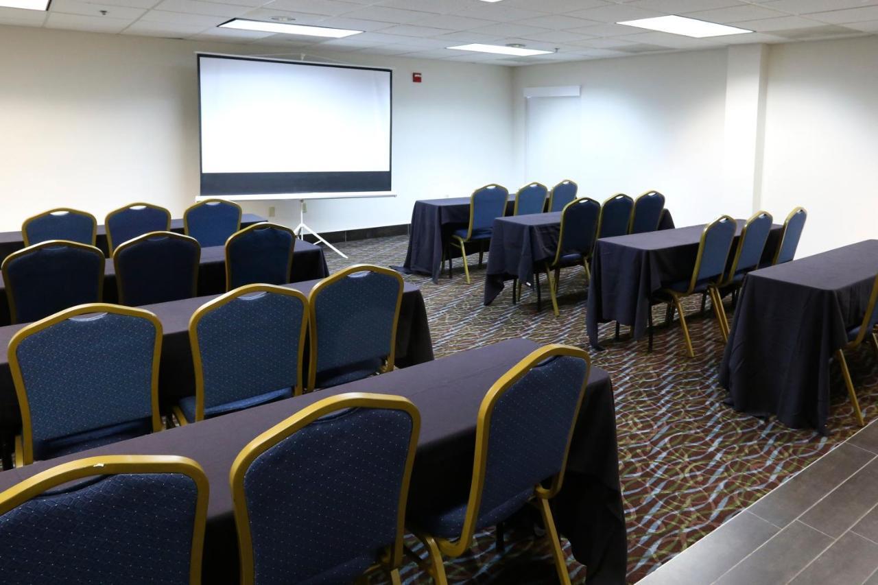 Holiday Inn Express Hotel & Suites Blythewood By Ihg Luaran gambar
